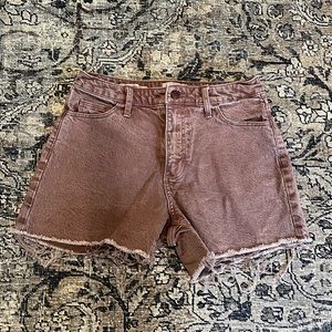 Universal Thread Shorts